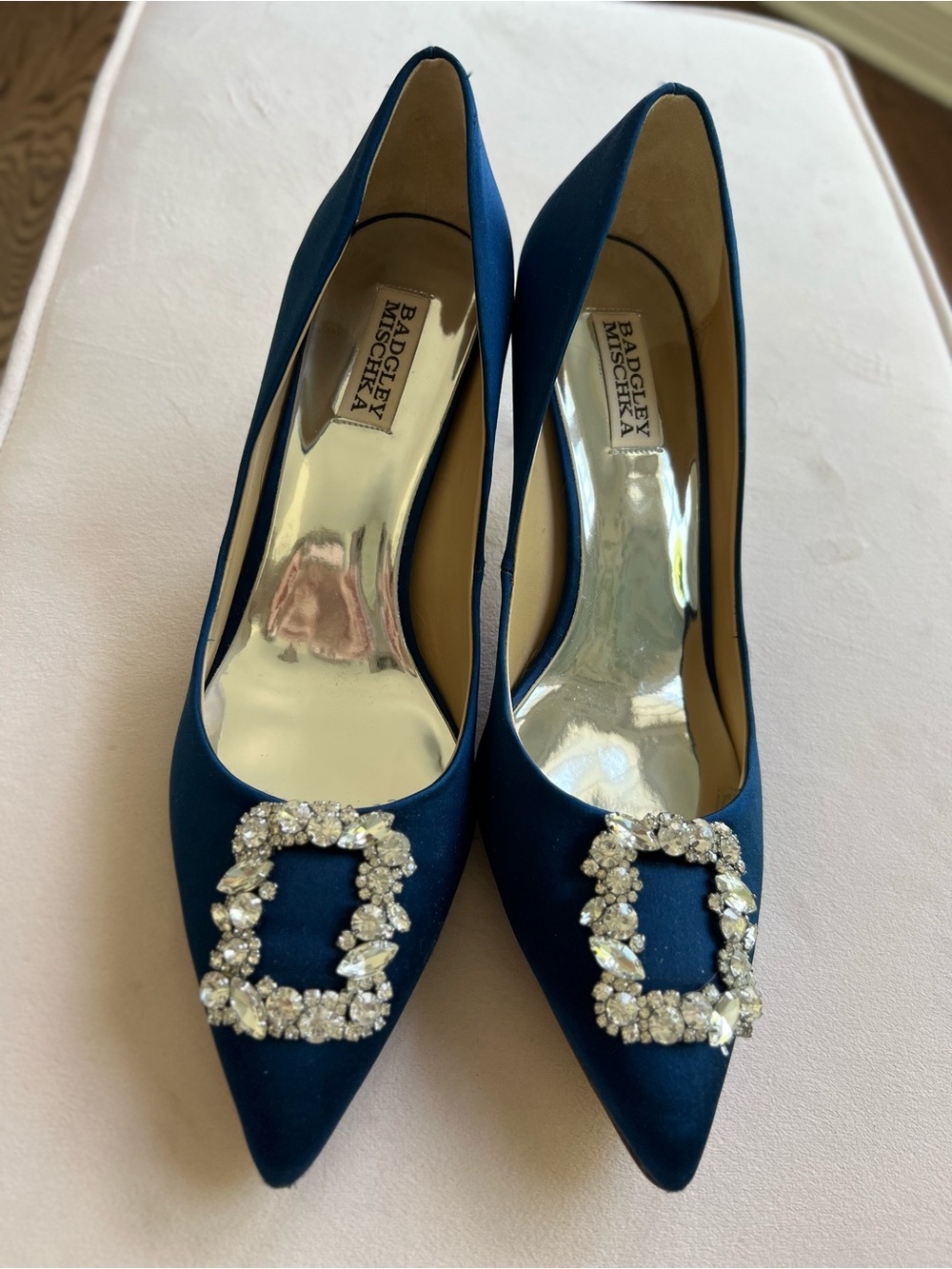 Badgley Mischka Blue Satin Pointed Toe Crystal-Embellished Pumps 9.5 CARRIE